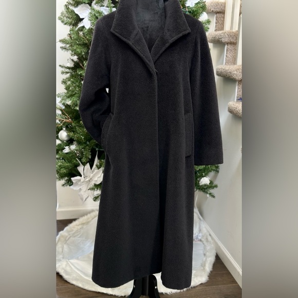 Cinzia Rocca Icons Jackets & Blazers - Luxurious Black Cinzia Rocca Rare at 88% Baby Alpaca 12% Alana Wool Long Coat